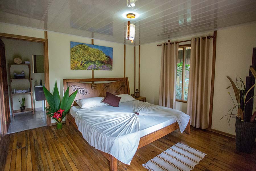 King sized bedroom views at the Rios Lodge on the Pacuare River